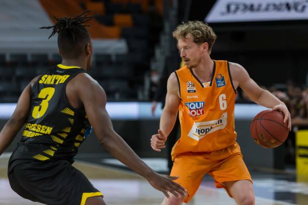 数汗水与努 数汗水与努